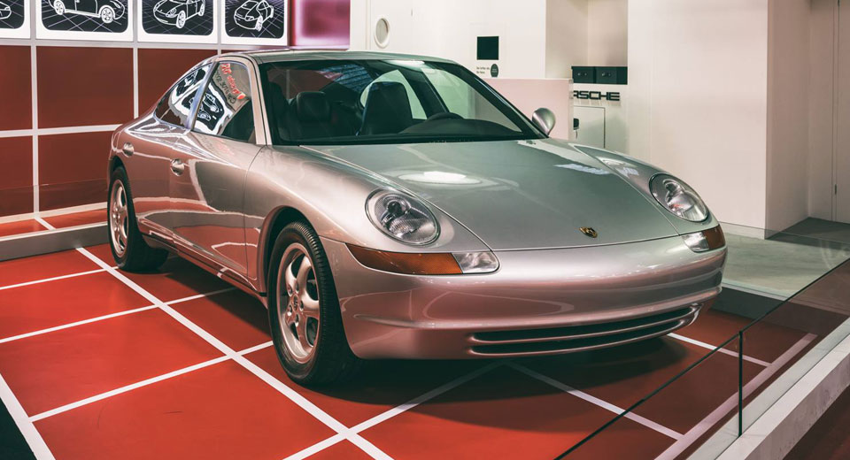 Предшественник Porsche Panamera - Stillborn 989 Sedan