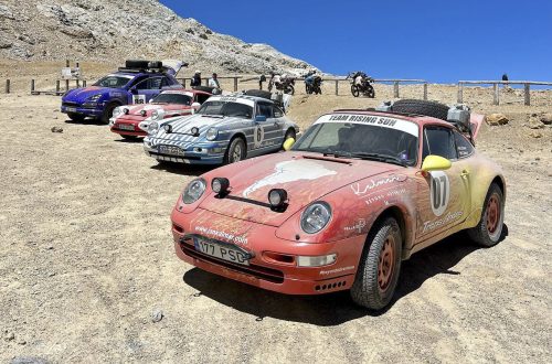 Porsche 911 не боится даже пустыни